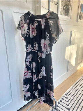 Ann Taylor Flutter Sleeve Chiffon Floral Aline Midi Dress Black & Pink
